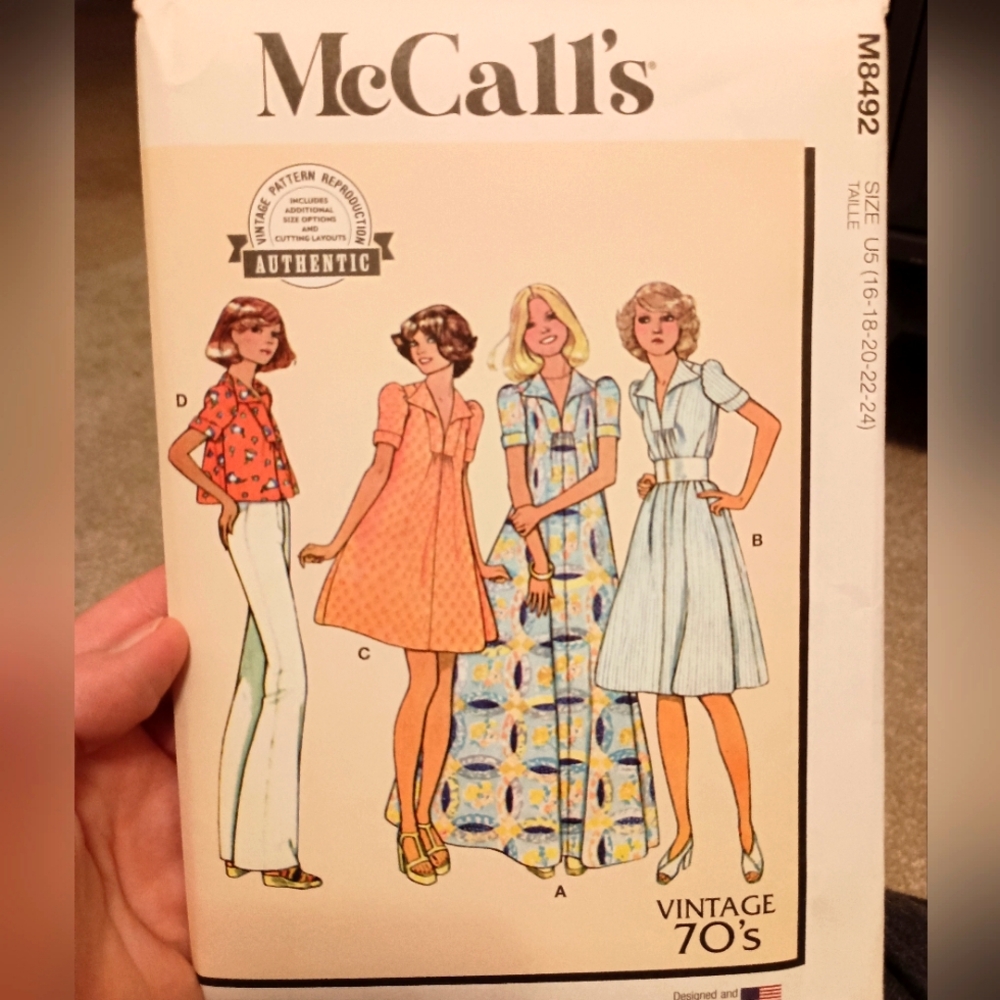 NWT Vintage McCalls (1970s) Dress Patterns M8492 - Plus sizes